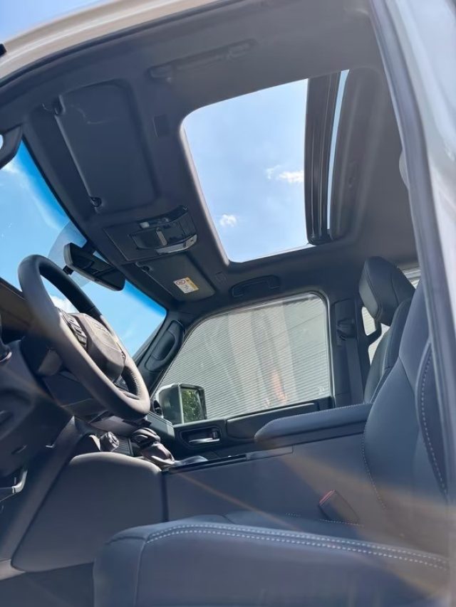 TOYOTA Land Cruiser usata, con Boardcomputer