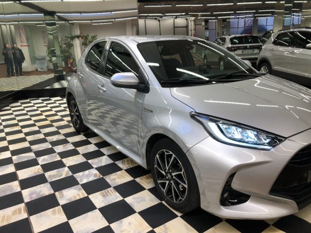 TOYOTA Yaris usata, con Airbag laterali