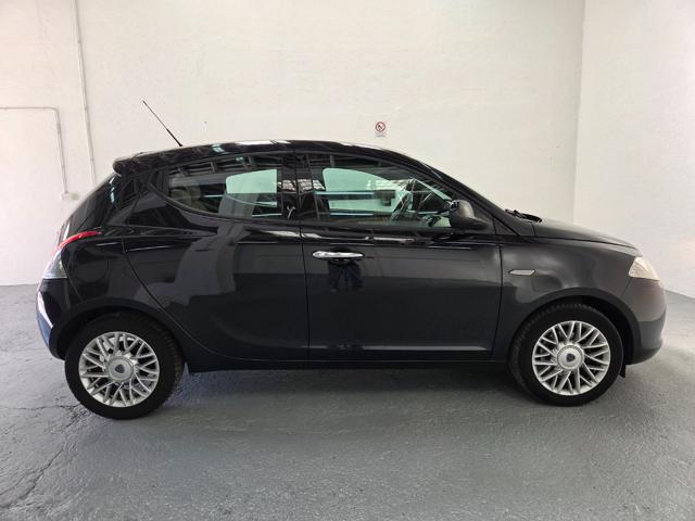 LANCIA Ypsilon usata, con Sedile posteriore sdoppiato