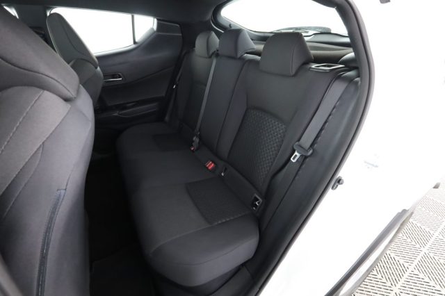 TOYOTA C-HR usata 3