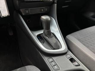 TOYOTA Yaris usata, con Touch screen