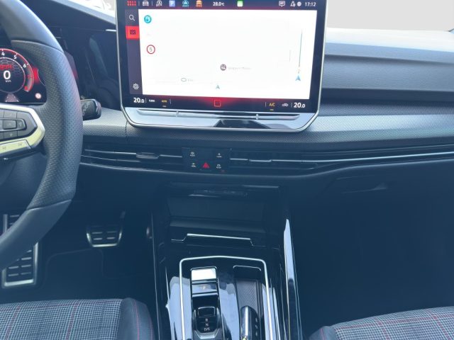 VOLKSWAGEN Golf usata, con Autoradio digitale
