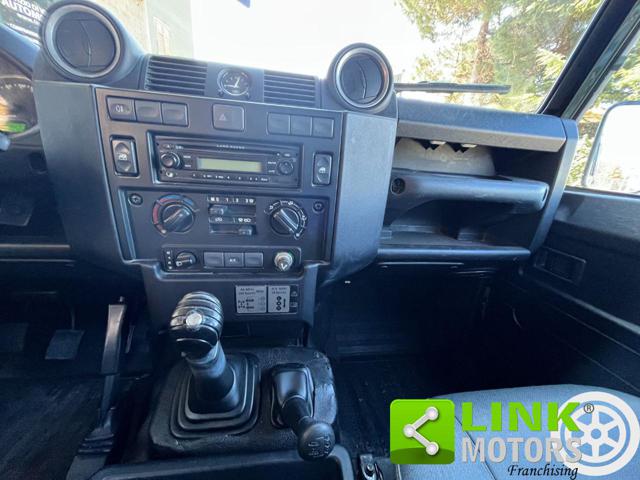 LAND ROVER Defender usata 35