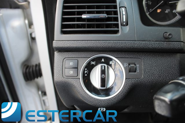 MERCEDES-BENZ C 250 usata, con MP3