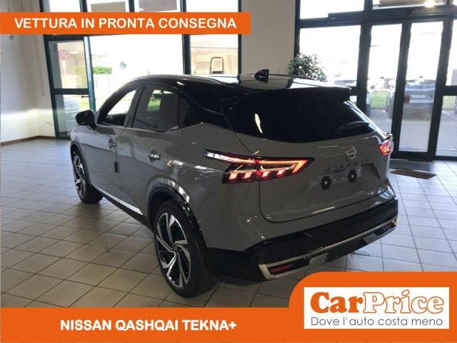 NISSAN Qashqai usata, con Fari LED