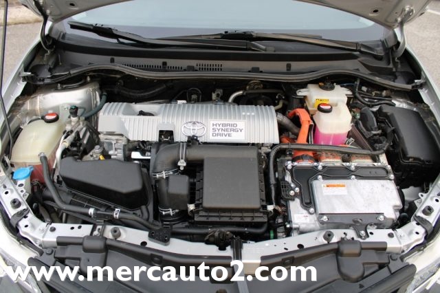 TOYOTA Auris usata, con Park Distance Control