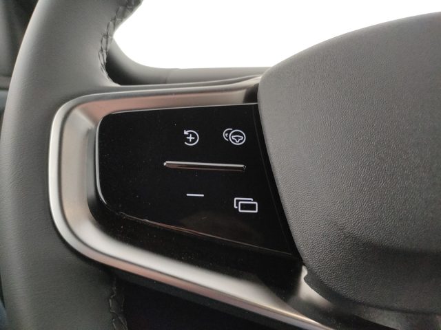 VOLVO EX30 usata, con Touch screen