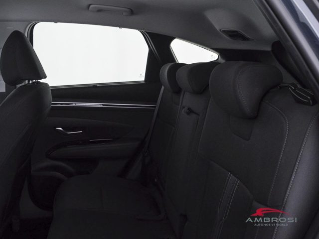 HYUNDAI Tucson usata 9