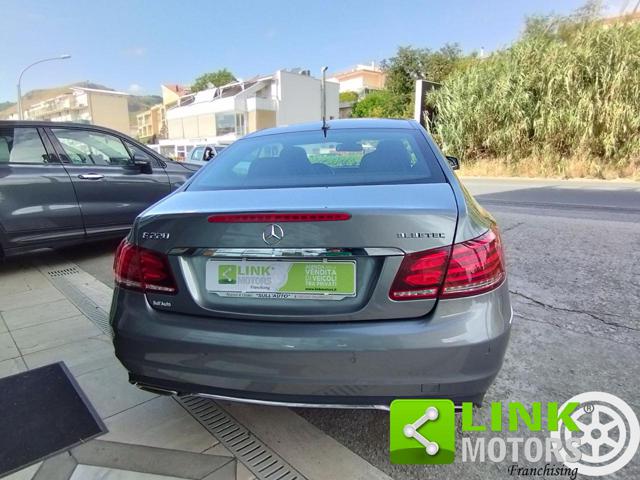 MERCEDES-BENZ E 220 usata, con Chiusura centralizzata