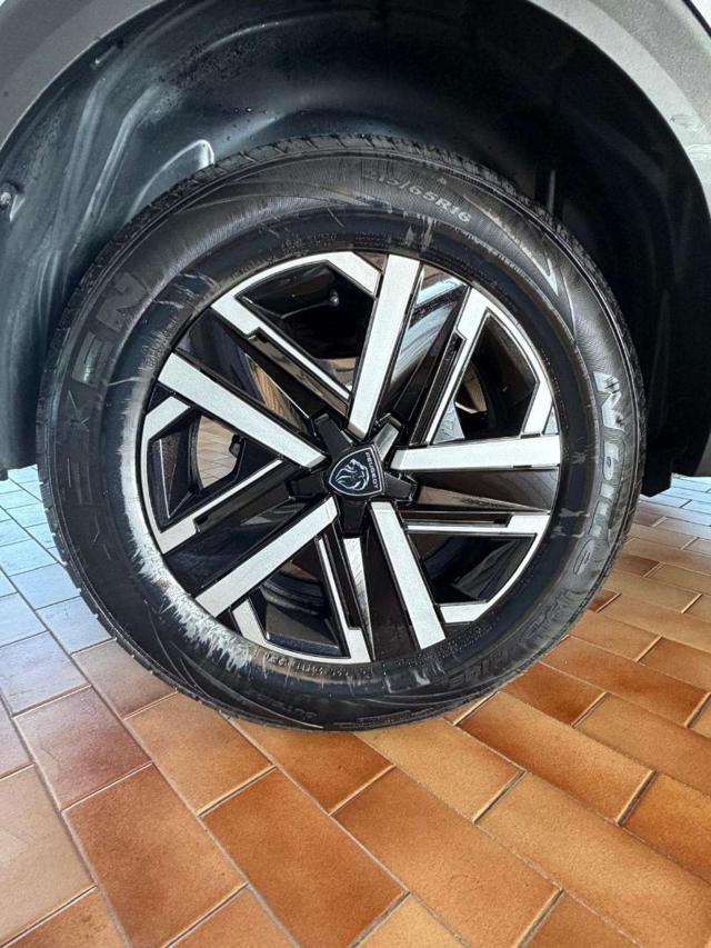 PEUGEOT 2008 usata, con Cerchi in lega