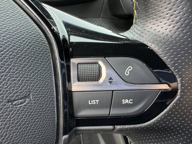 PEUGEOT 2008 usata, con Servosterzo