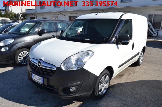 FIAT Doblo usata, con Airbag