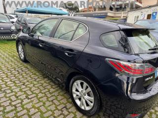 LEXUS CT 200h usata, con Autoradio