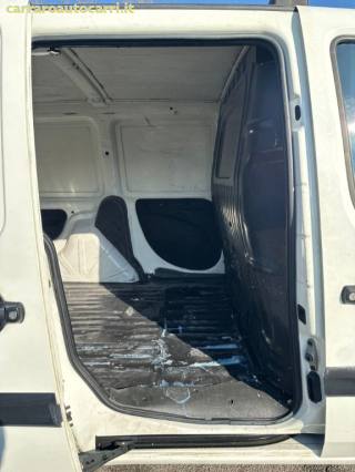 FIAT Doblo usata 17