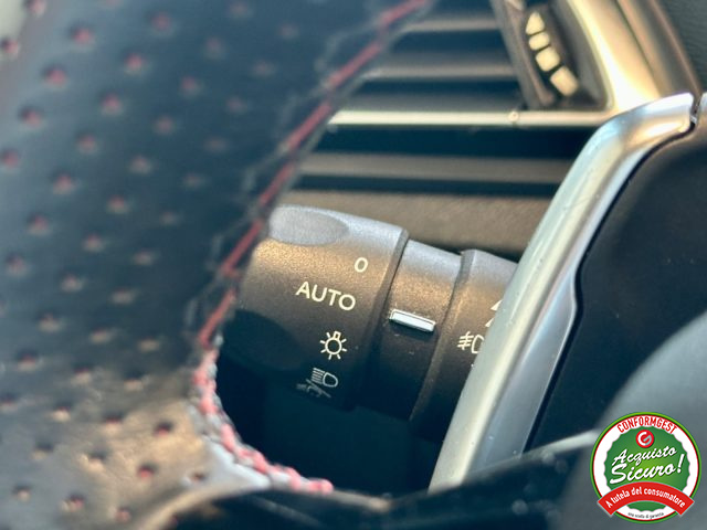 PEUGEOT 308 usata, con Fari LED