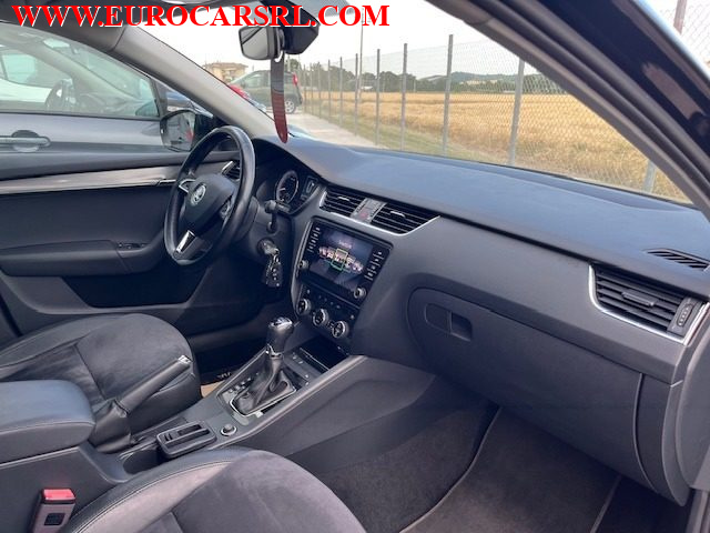 SKODA Octavia usata, con Sensori di parcheggio posteriori