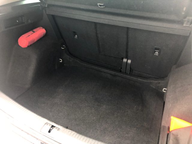 VOLKSWAGEN Tiguan usata, con Sensori di parcheggio posteriori