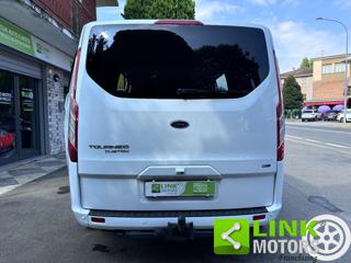 FORD Tourneo Custom usata, con Autoradio