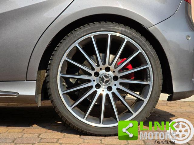 MERCEDES-BENZ A 250 usata, con Leve al volante