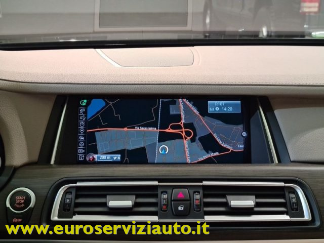 BMW 750 usata, con Fari Xenon