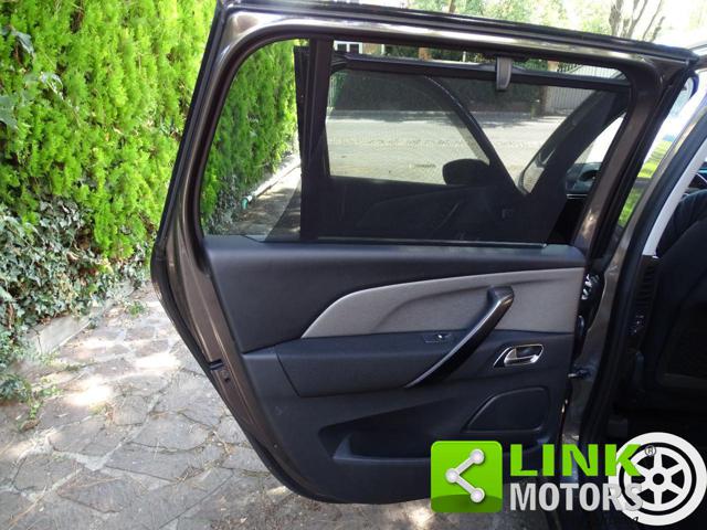 CITROEN C4 Picasso usata, con USB