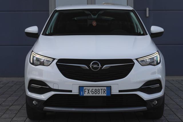OPEL Grandland X usata, con USB