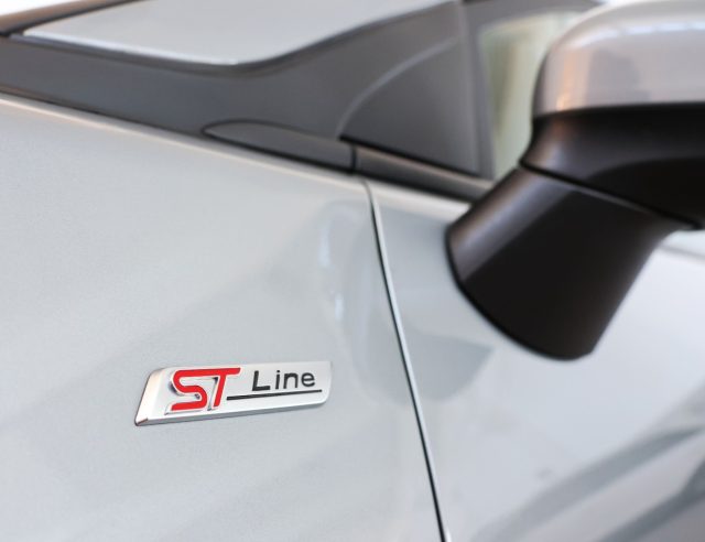 FORD Puma usata, con Sedile posteriore sdoppiato