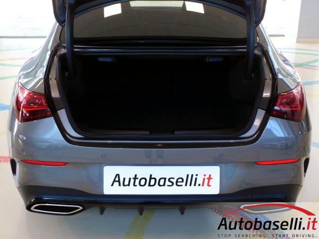 MERCEDES-BENZ CLA 200 usata, con Sedile posteriore sdoppiato