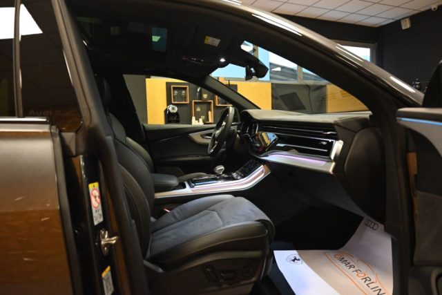 AUDI Q8 usata 9