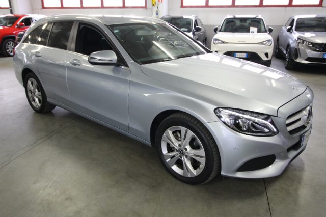 MERCEDES-BENZ C 220 usata, con Airbag laterali