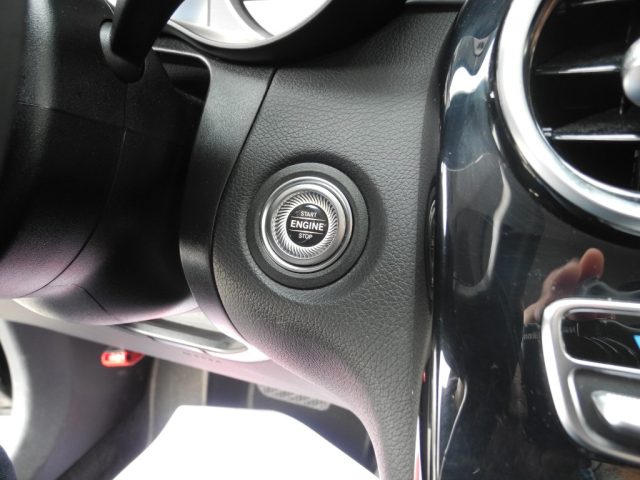 MERCEDES-BENZ GLC 300 usata, con Bracciolo