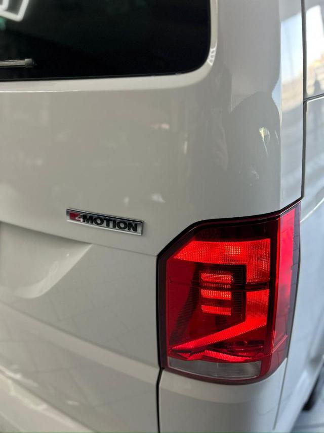 VOLKSWAGEN Multivan usata, con ESP