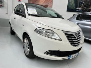 LANCIA Ypsilon usata, con Airbag