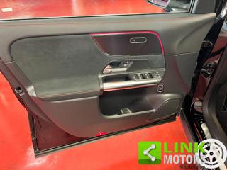 MERCEDES-BENZ GLA 200 usata, con Park Distance Control