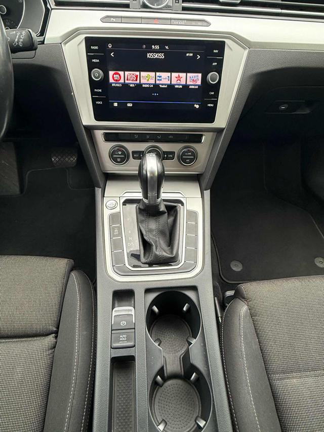 VOLKSWAGEN Passat Variant usata, con Cruise Control