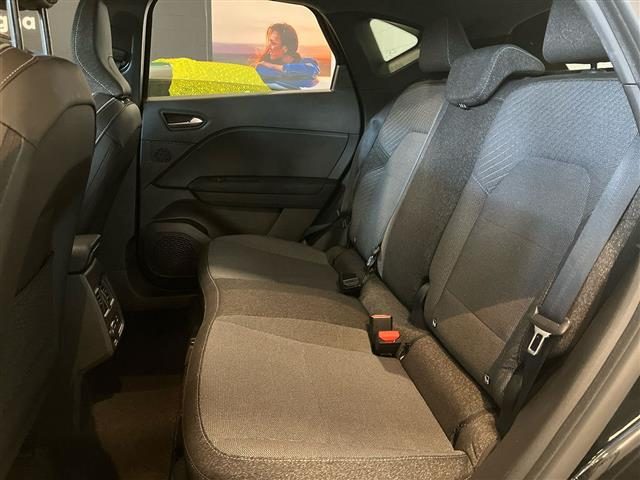 RENAULT Captur usata, con Volante in pelle