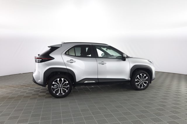 TOYOTA Yaris Cross usata 2