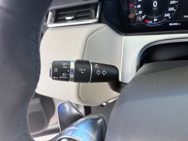LAND ROVER Range Rover Velar usata, con Assistente abbaglianti