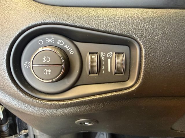 JEEP Renegade usata, con Luci diurne LED