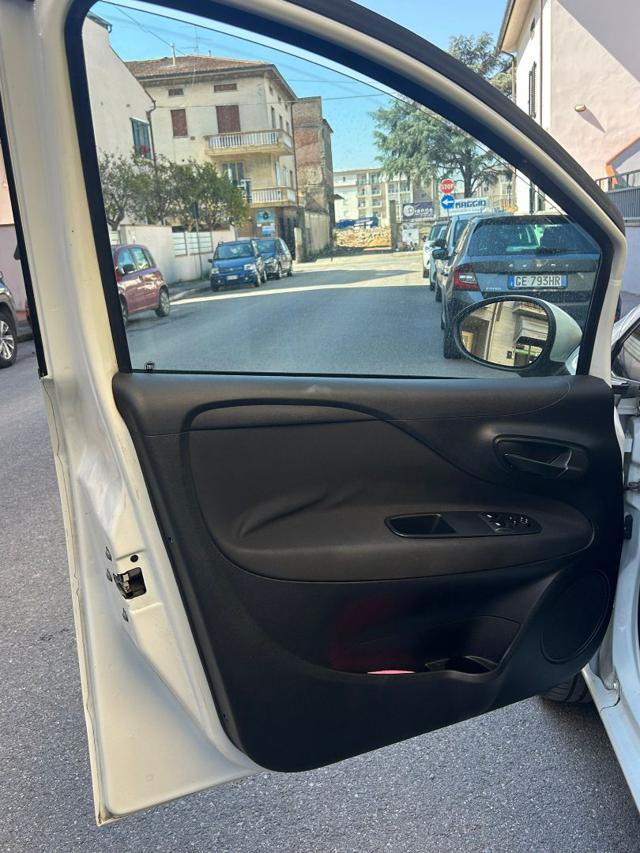FIAT Punto usata 10