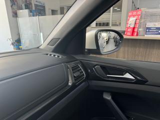 VOLKSWAGEN T-Cross usata, con Park Distance Control