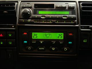 LAND ROVER Discovery usata, con Servosterzo