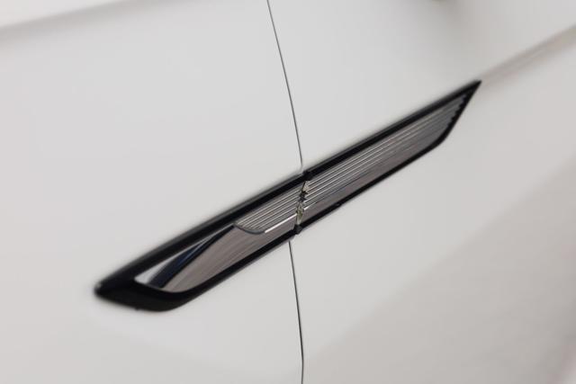 VOLKSWAGEN Tiguan usata, con Fari bi-xeno