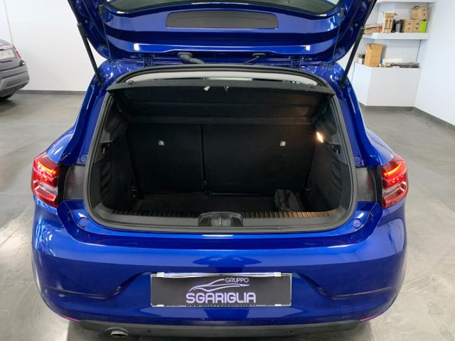 RENAULT Clio usata, con Volante in pelle