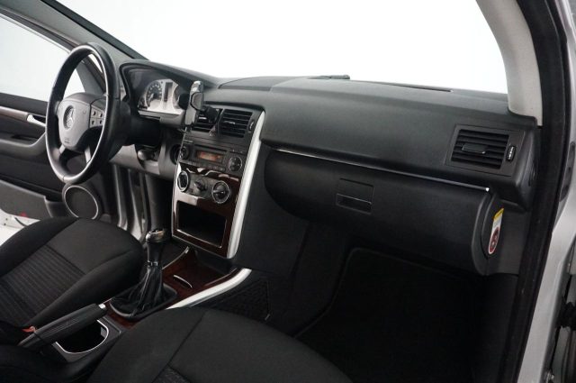 MERCEDES-BENZ B 180 usata, con Sensore di luce