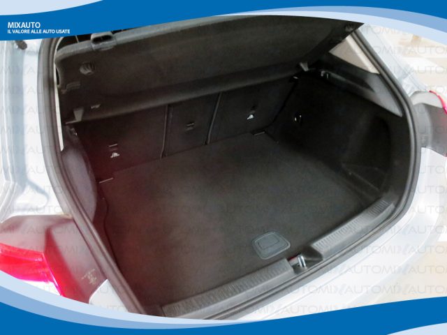 MERCEDES-BENZ A 180 usata, con Interni in pelle