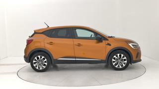 RENAULT Captur usata, con Autoradio