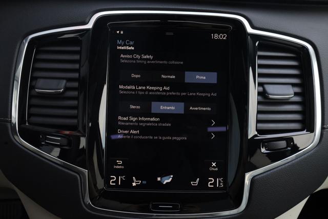 VOLVO XC90 usata, con Sensori di parcheggio posteriori