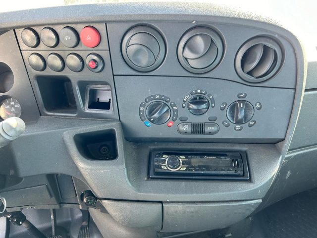IVECO Daily usata 10