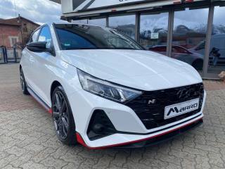 HYUNDAI i20 usata, con Airbag